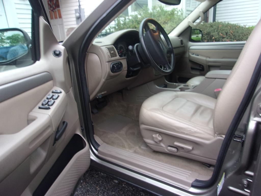 Interior Sedan Detailing Basic — Virginia Auto Detailing